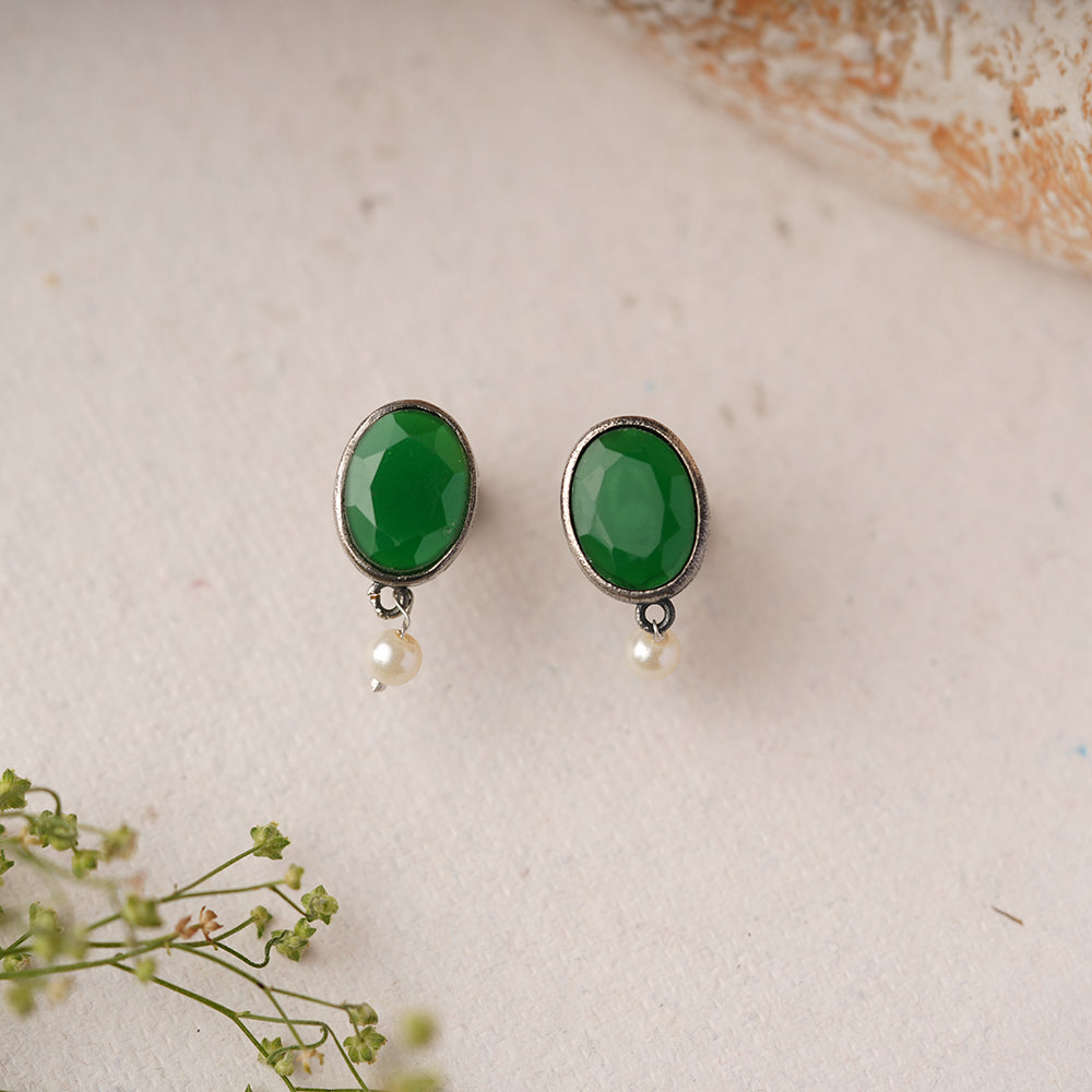 Boond- Silver Brass Stone Studded stud earrings(Green)