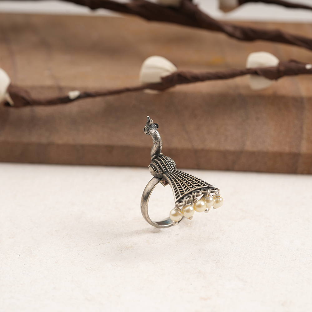 Morpriya- Silver oxidised ring