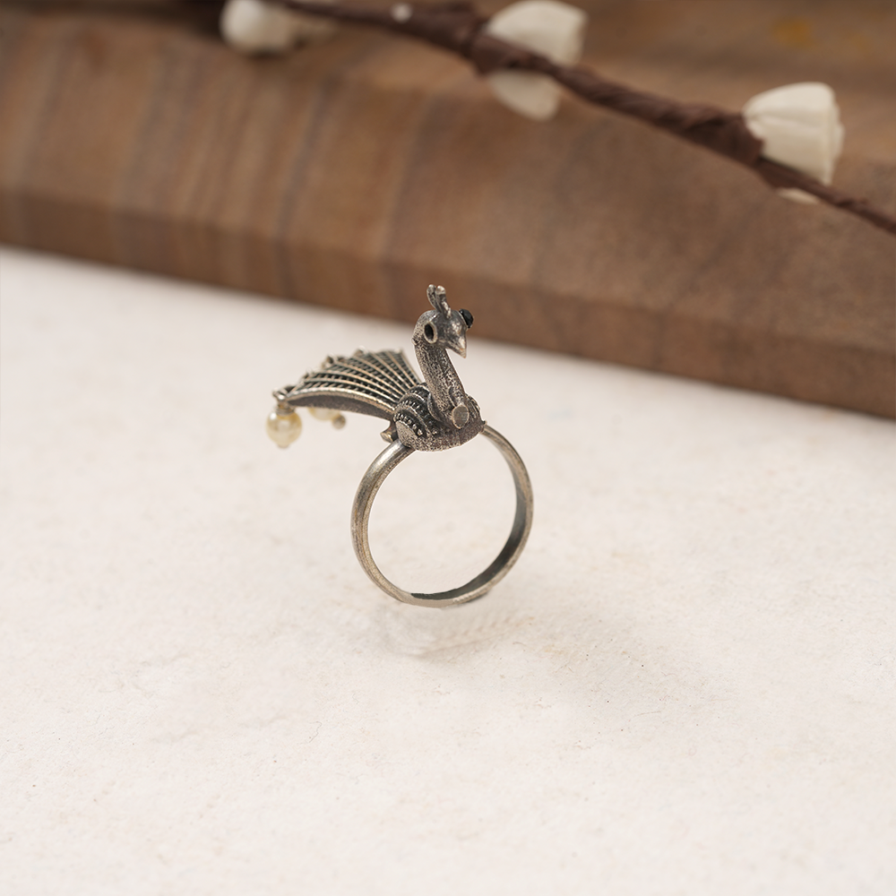 Morpriya- Silver oxidised ring