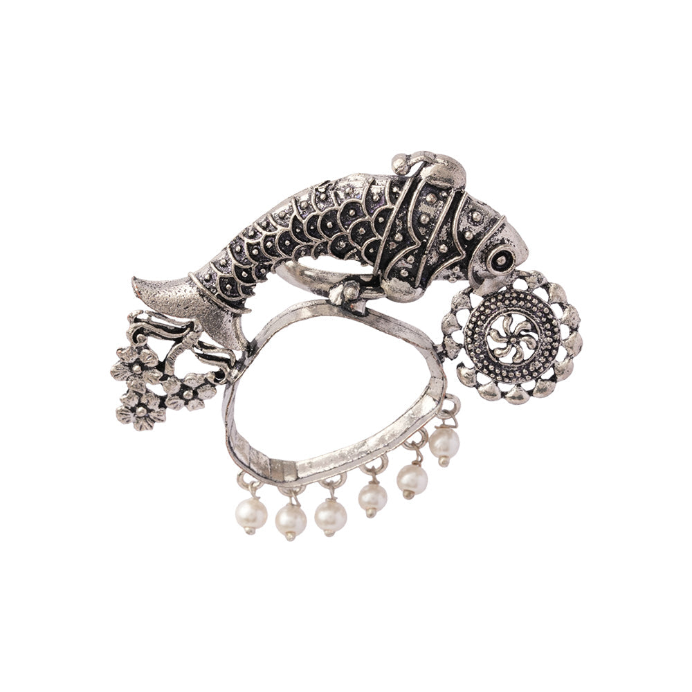 Neerja-Silver oxidised ring