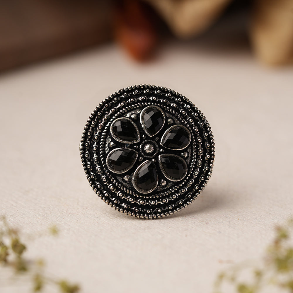 Rashmi- Silver oxidised ring (Black)Silver oxidised ring