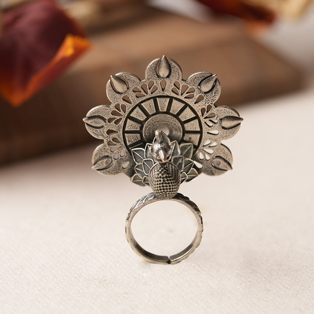 Neelraj- Silver oxidised ring