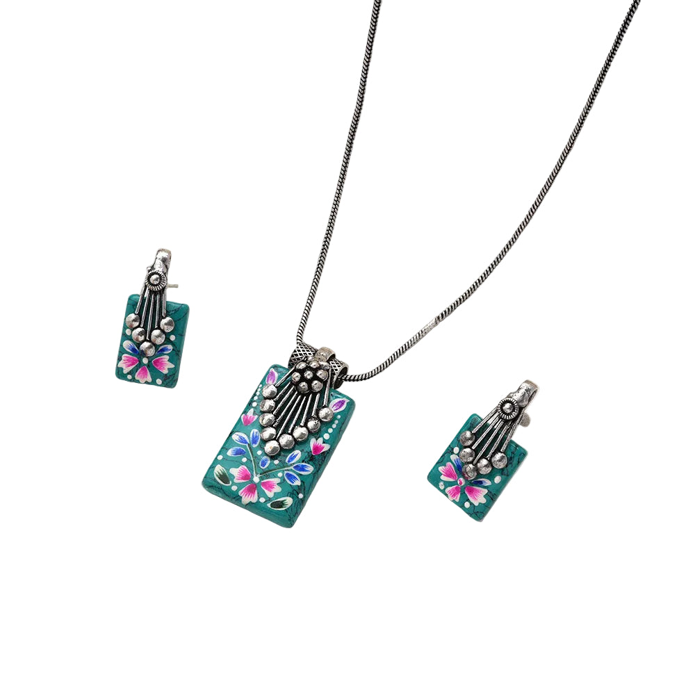 Charvi – Colorful Neckpiece Set