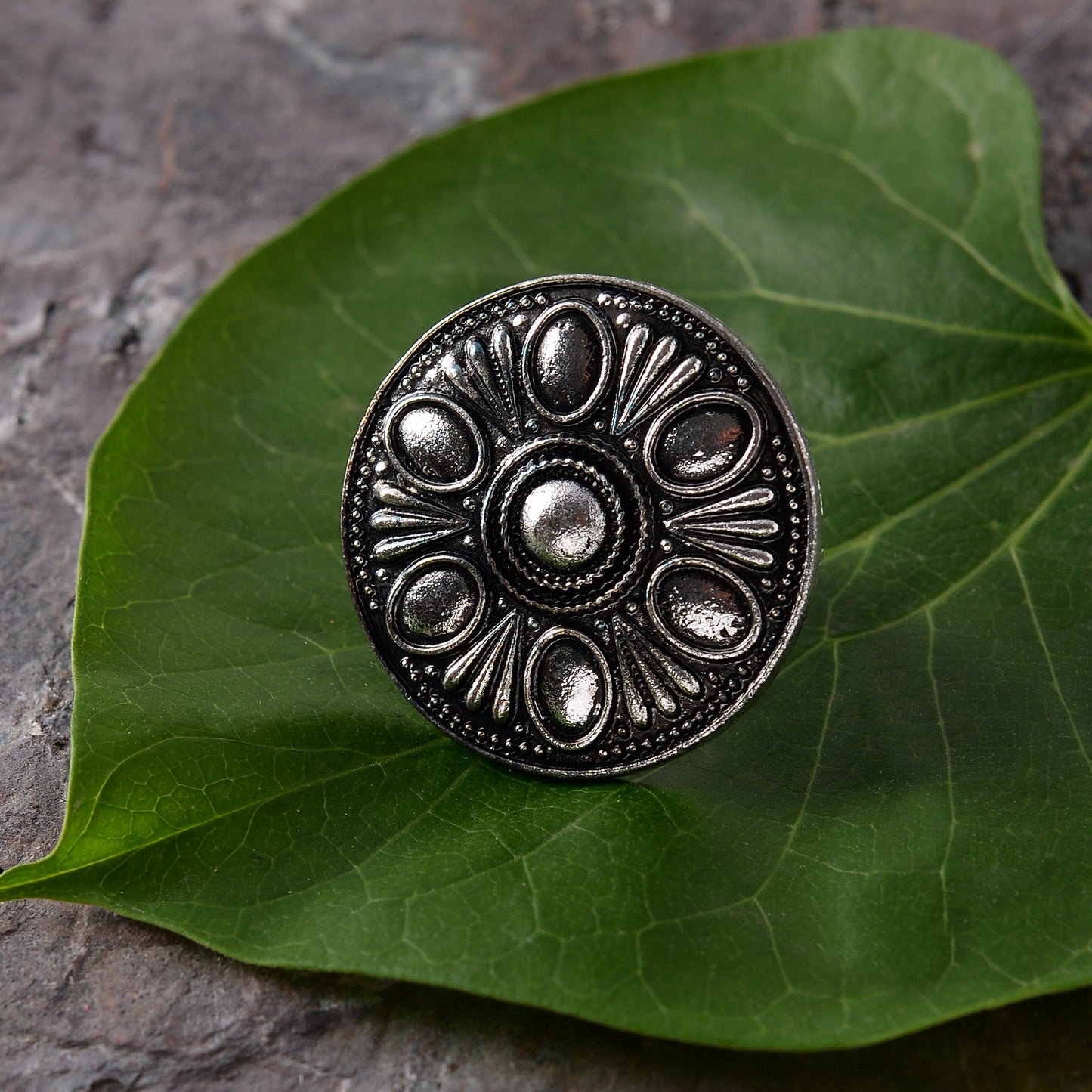 Valaya- Silver oxidised ring