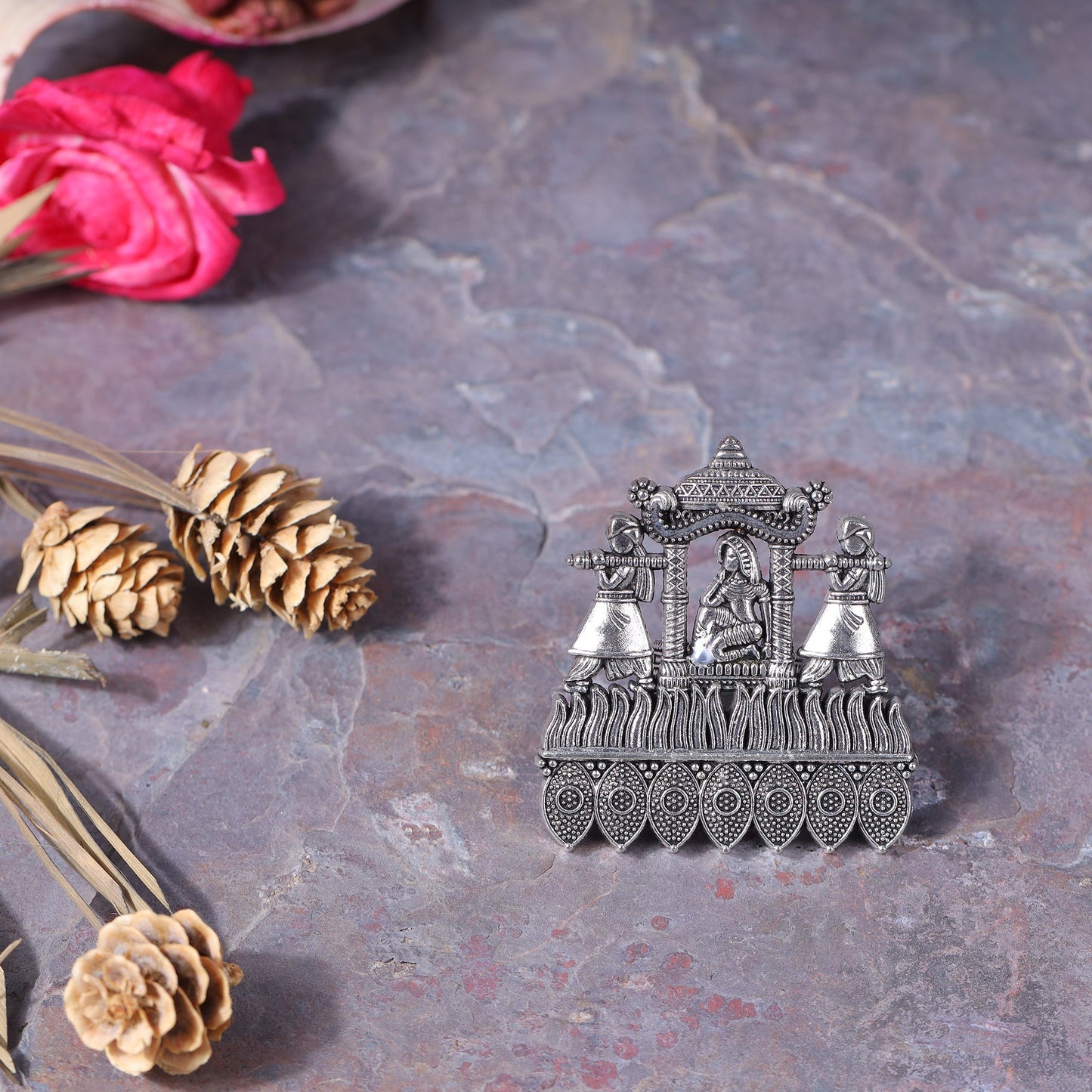 Ranjhna- Silver oxidised ring