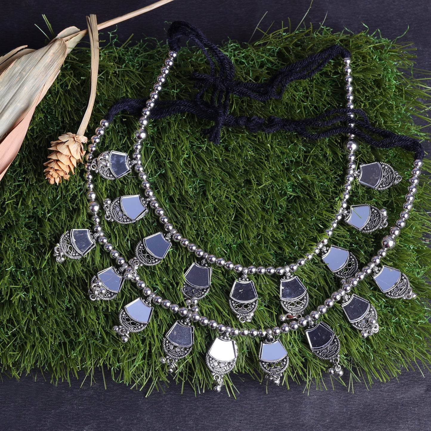 RatriPaya- Silver oxidised Anklet