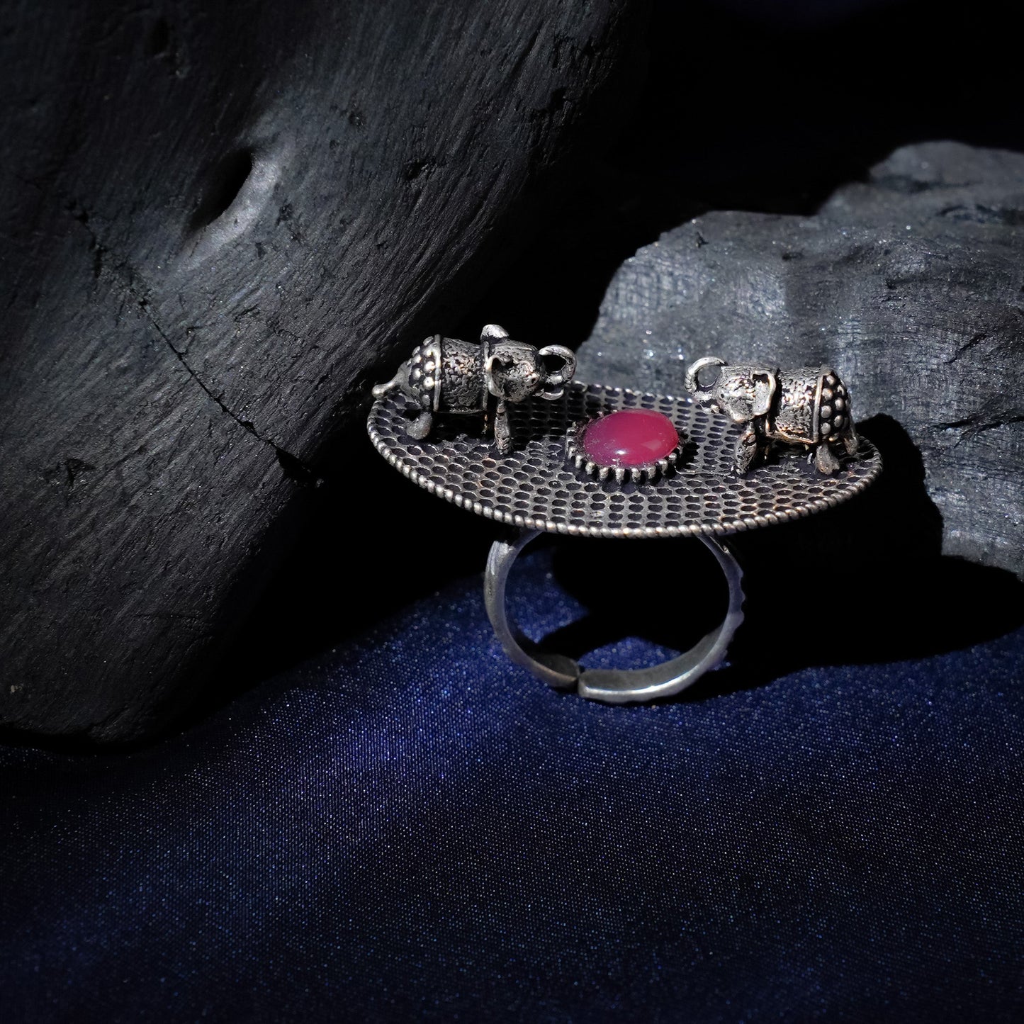 Gajendra- Silver oxidised ring(Red)
