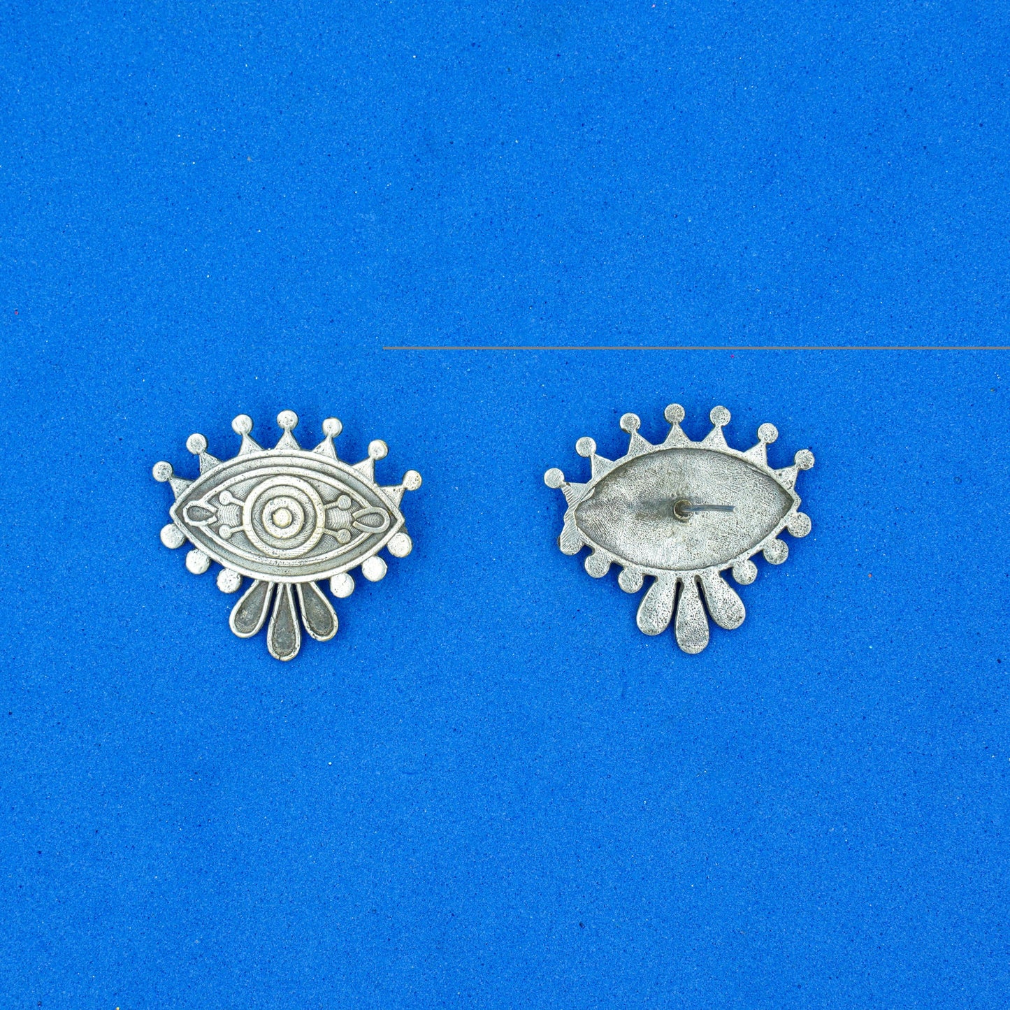 Naina- Silver Brass Oxidised stud earrings