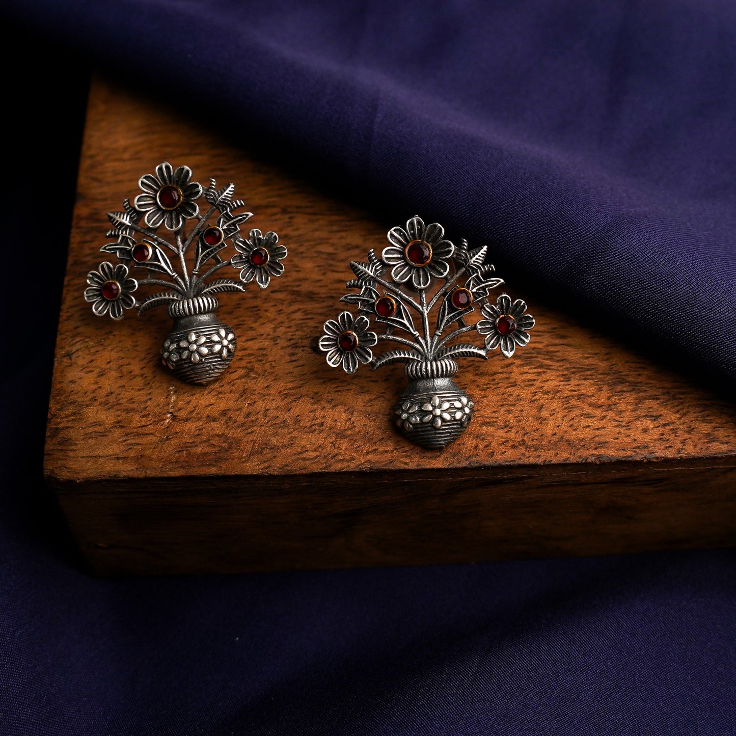 Pushp Kalash- Silver Brass Oxidised stud earrings(Red)