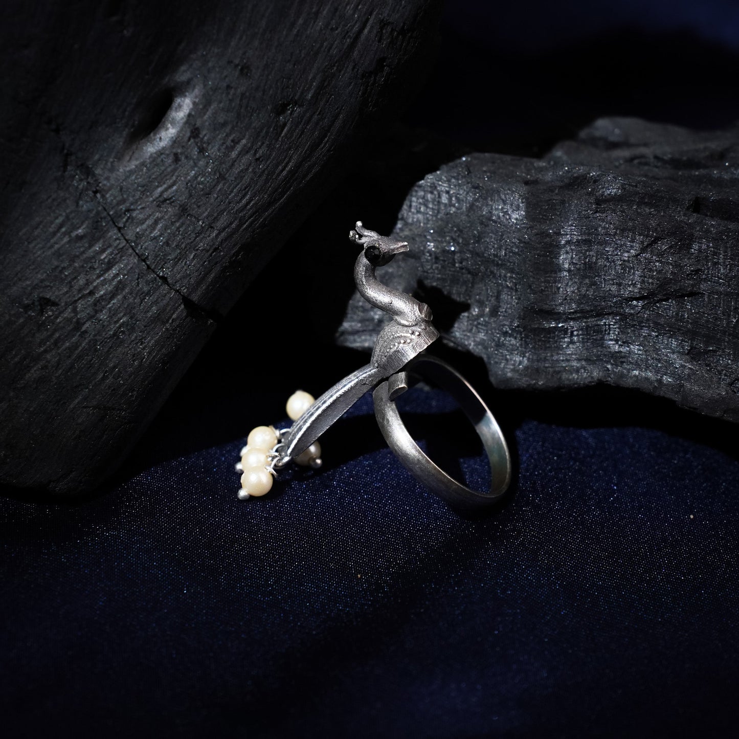 Morpriya- Silver oxidised ring