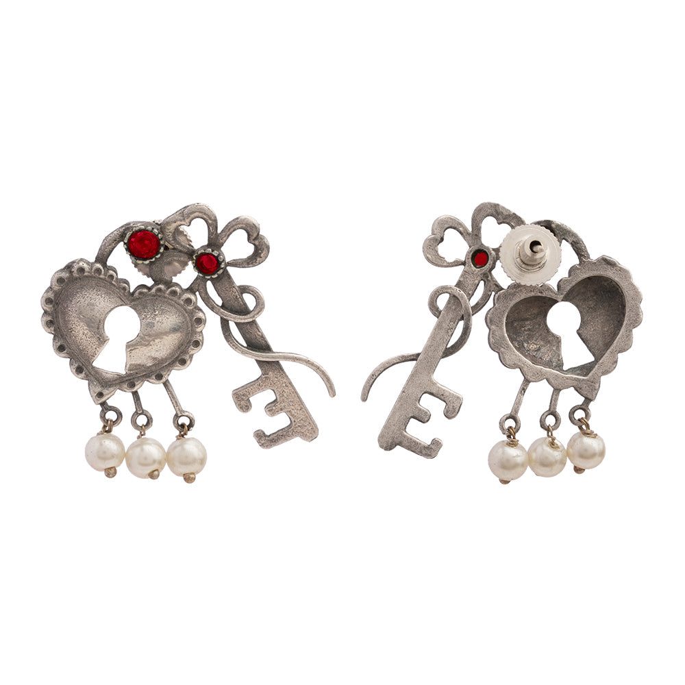 Kunjika- Silver Brass Oxidised dangler earrings(Red)