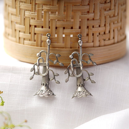 Naadini- Silver Brass oxidised stud earrings