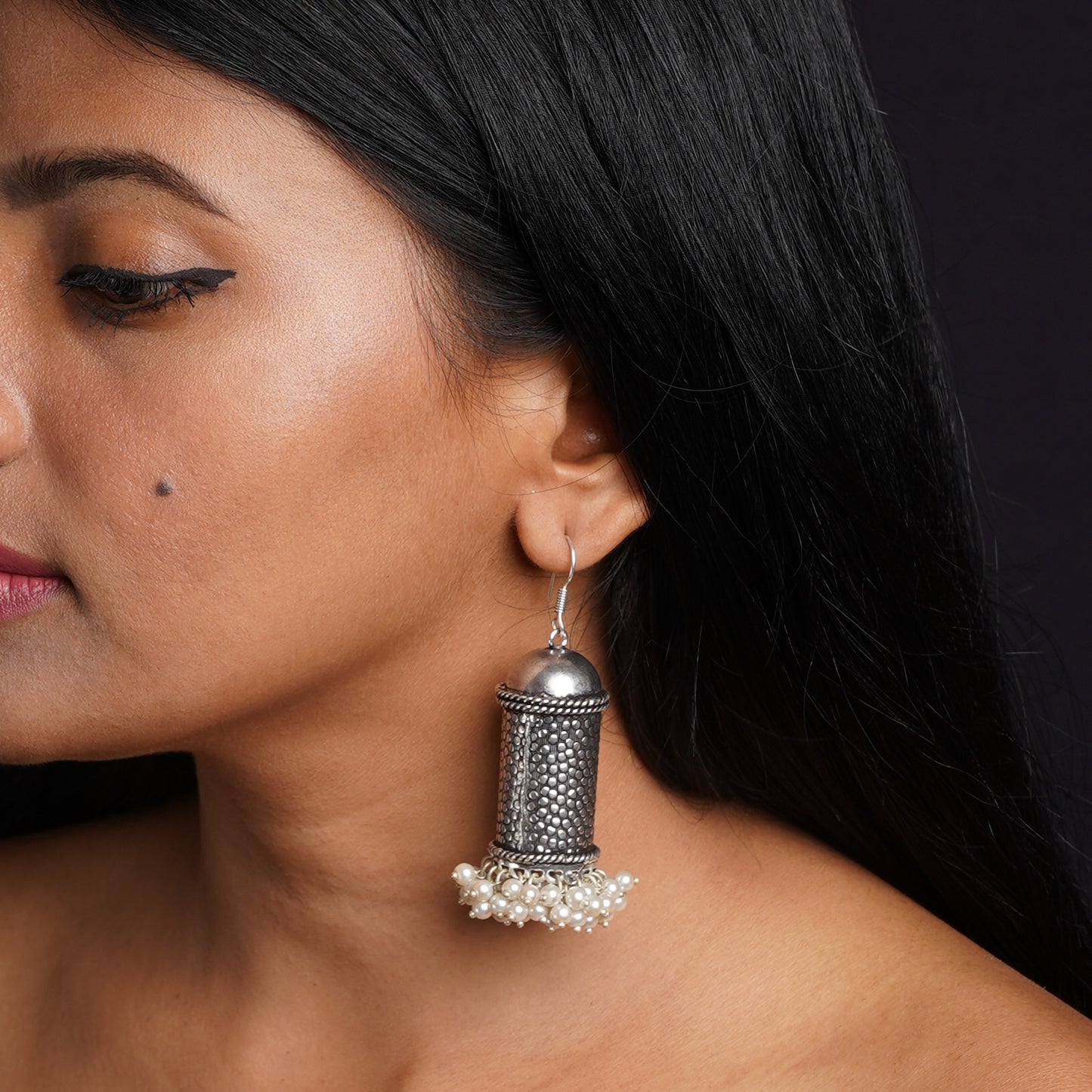 Chamkeeli- Silver Brass Pearl jhumka earrings