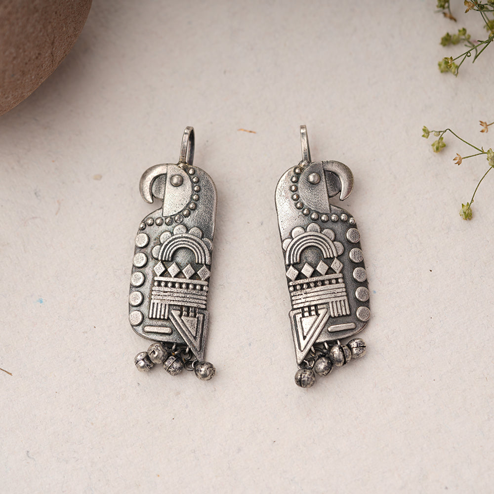 Kalrav – Silver-Toned Handcrafted Brass Stud Earrings