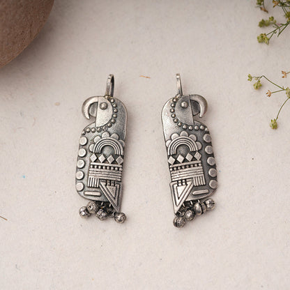 Kalrav – Silver-Toned Handcrafted Brass Stud Earrings