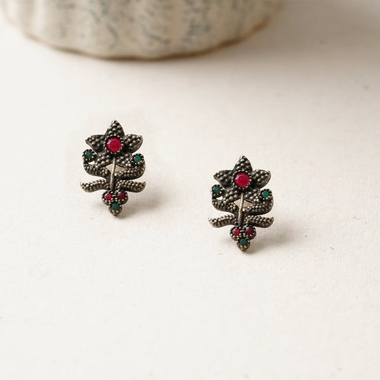 Pushp- Silver oxidised Stone-Studded stud earrings