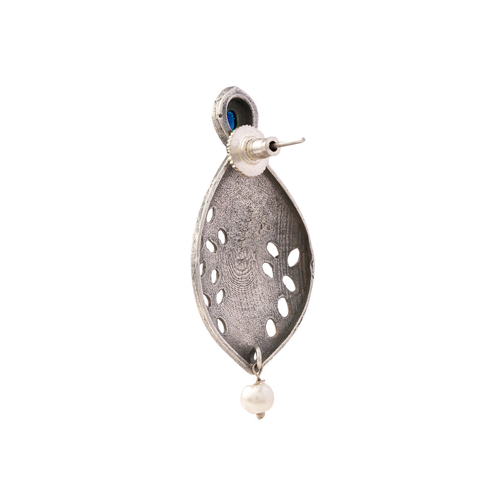 Kanha- Silver Brass Pearl dangler earrings(Blue)