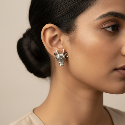 Nandi- Silver oxidised Stone-Studded stud earrings(Black)