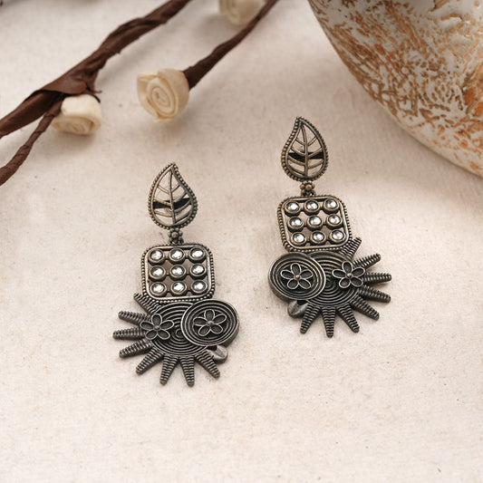Pallavi – Silver Brass Oxidised Dangler Earrings