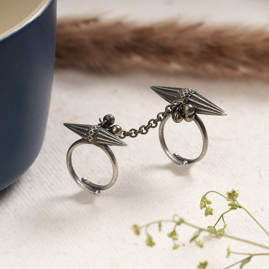 Lavanya- Silver oxidised ring