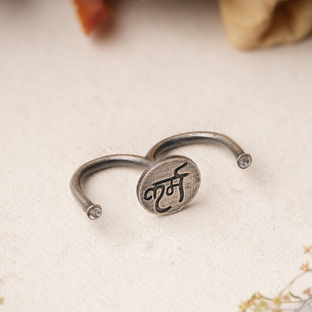 Jyotsna- Silver oxidised ring