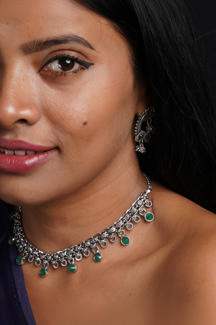 Mridula- Green stone Brass Neckpiece(Green)