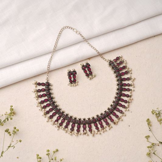 Kanthi- Silver toned brass Necklace Set