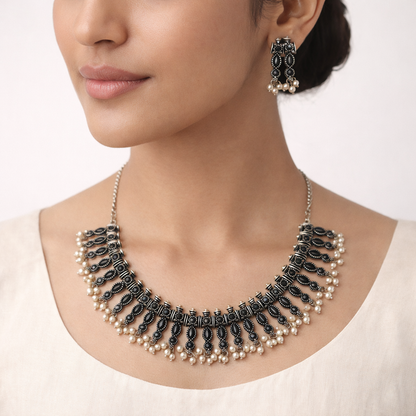Kanthi – Silver-Toned Brass Necklace Set