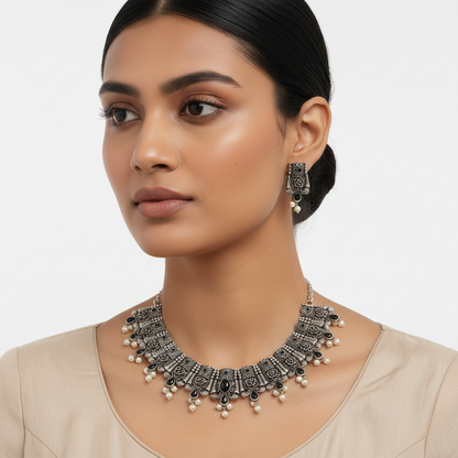 Bhavani – Stone-Studded Necklace Set