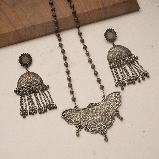 Kalpita- Brass Neckpiece Set
