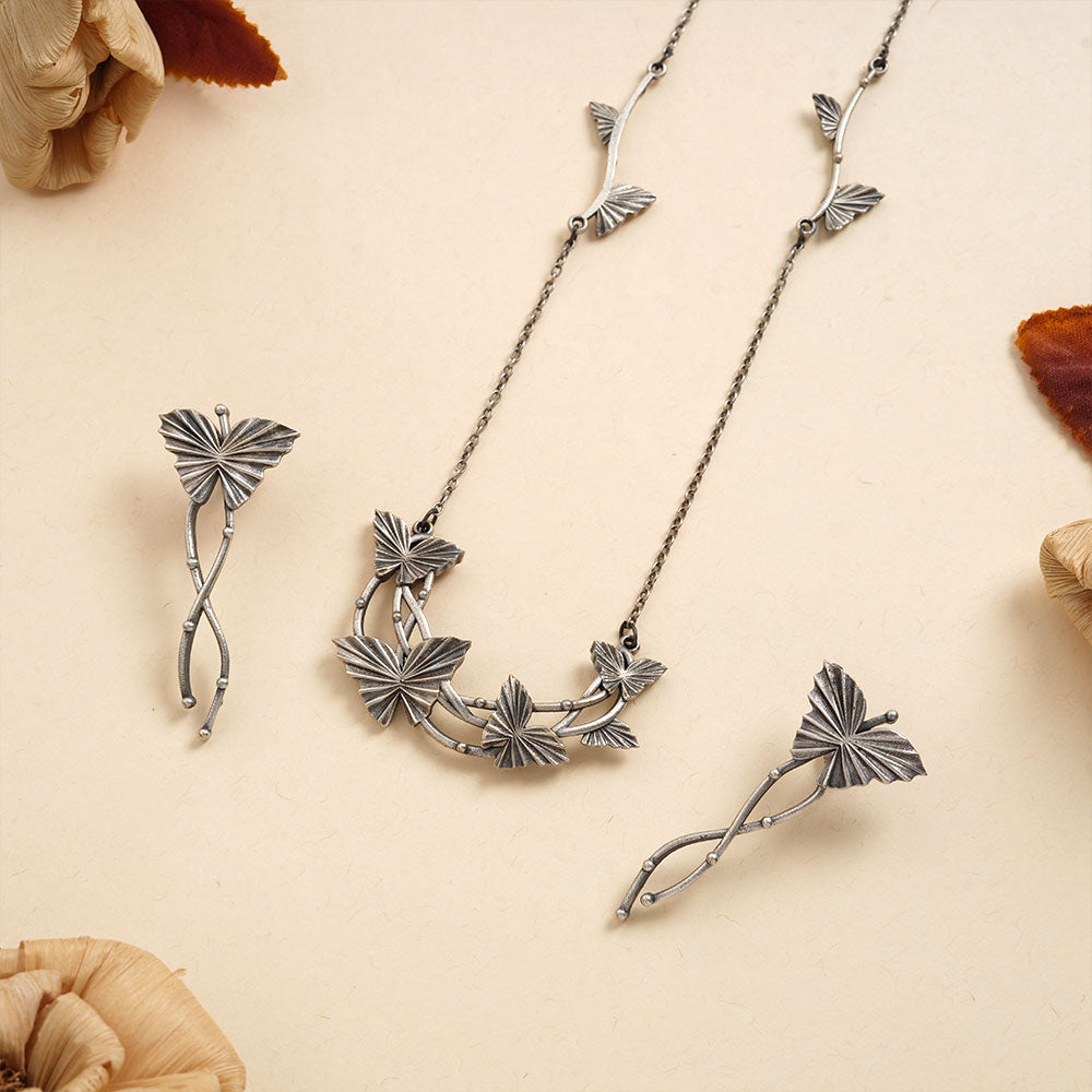 Shyla – Butterfly Neckpiece Set