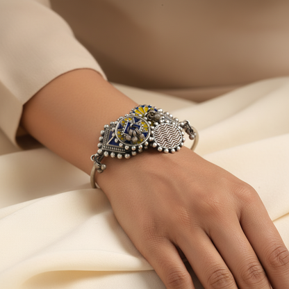 Hemal- Silver oxidised Bracelet