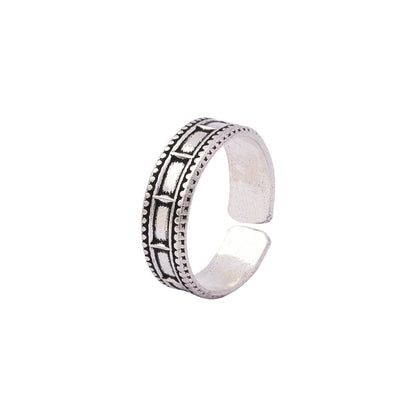 Manini – Oxidised Brass Toe Ring