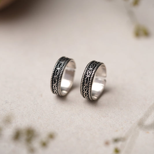 Chaaru- Oxidised Brass ToeRings