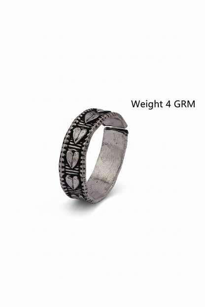 Bhaavika- Oxidised Brass Toe Ring
