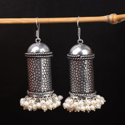 Chamkeeli- Silver Brass Pearl jhumka earrings