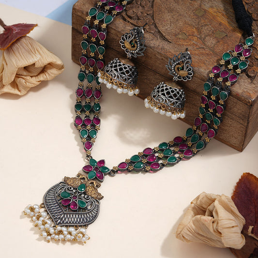 Nilambari- Stone-Studded neckpiece set