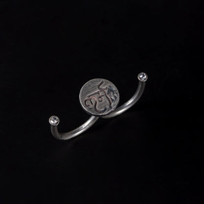 Jyotsna- Silver oxidised ring