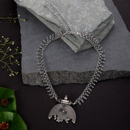 Kavya- Silver toned brass Necklace