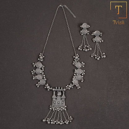 Rudrangi – Silver-Toned Brass Necklace Set