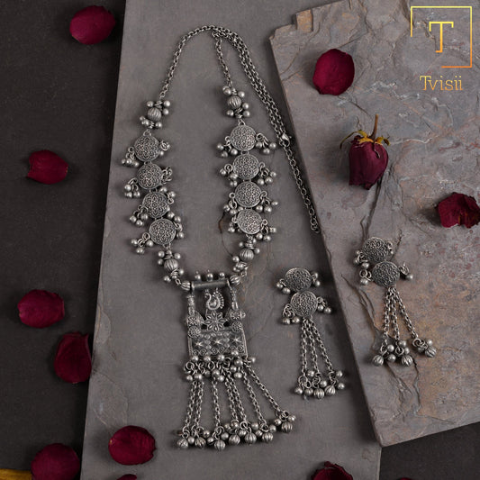 Rudrangi – Silver-Toned Brass Necklace Set