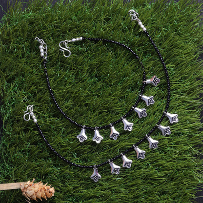 Noor- Oxidised beaded anklet