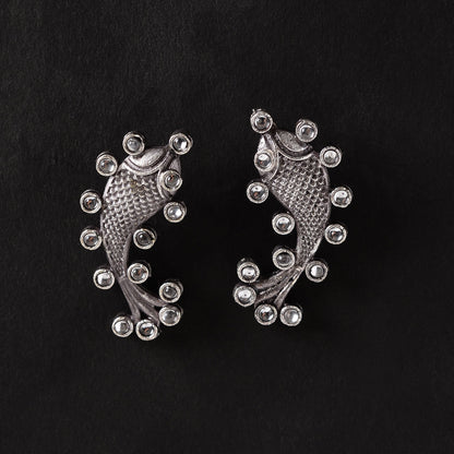 Meen- Silver oxidised Stone-Studded stud earrings(White)