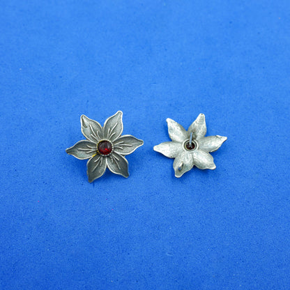 Juhi- Silver Brass Stone-Studded Stud Earrings(Red)