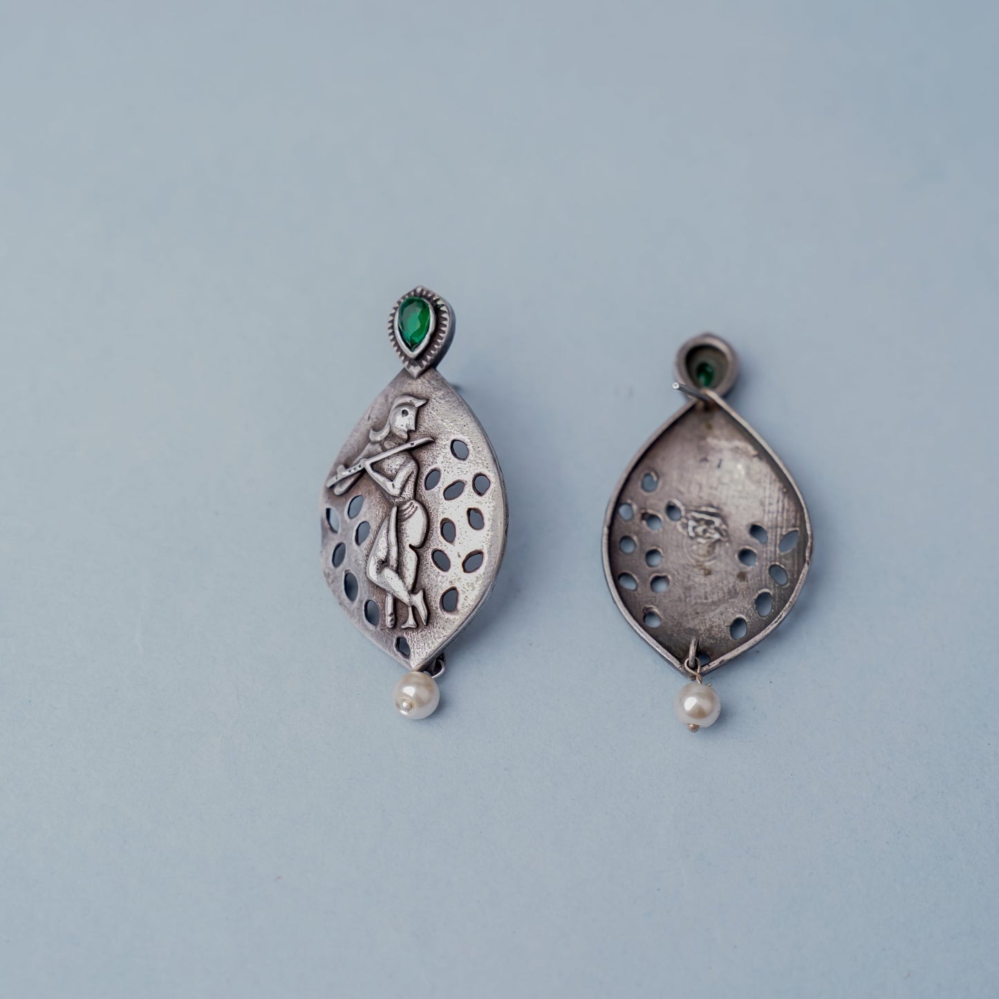 Kanha- Silver Brass Pearl dangler earrings(Green)