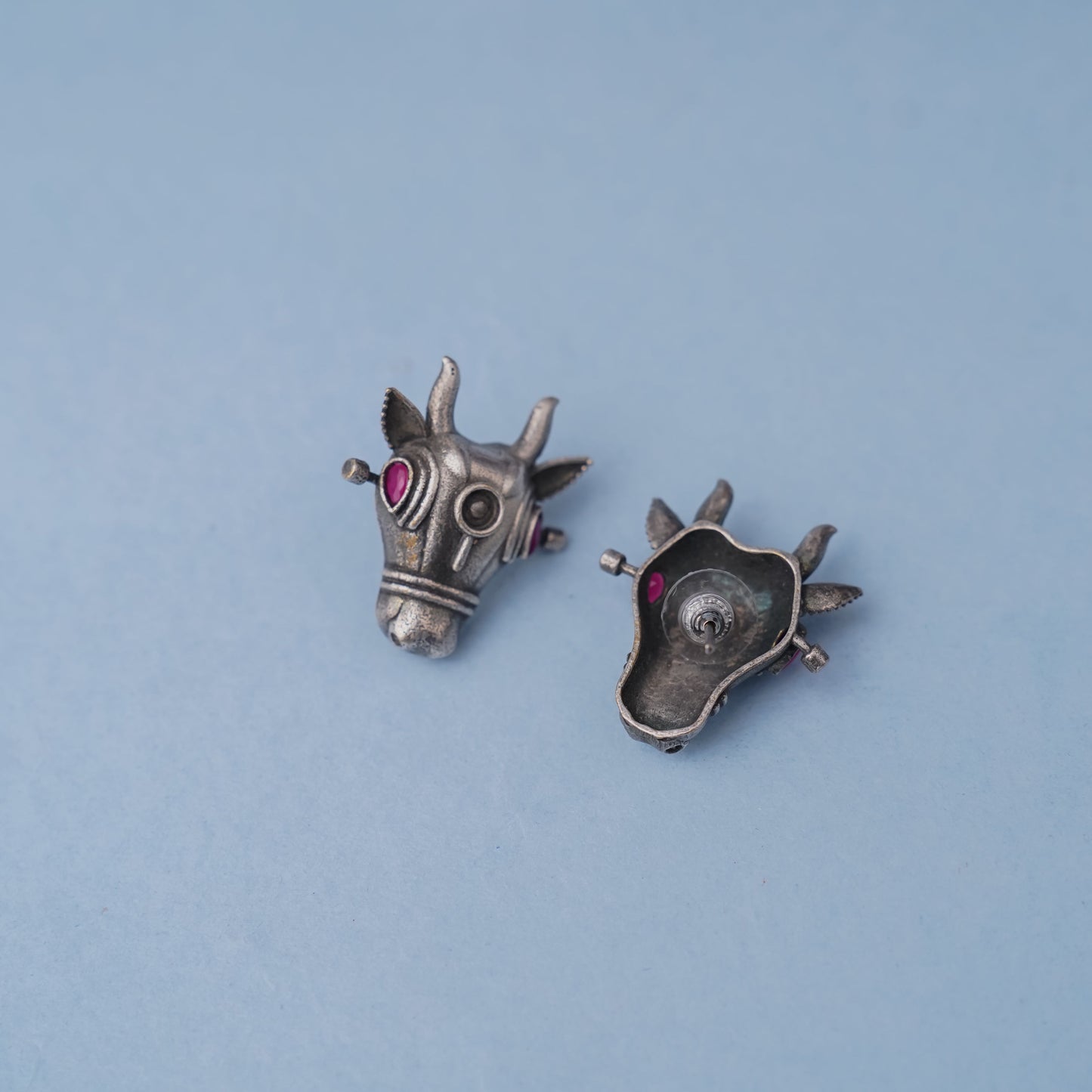 Nandi- Silver oxidised stone studded stud earrings(Red)