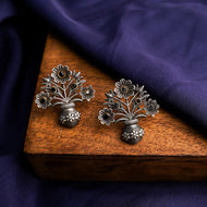 Stone Flower Port Earrings