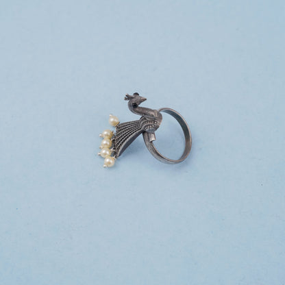 Morpriya- Silver oxidised ring