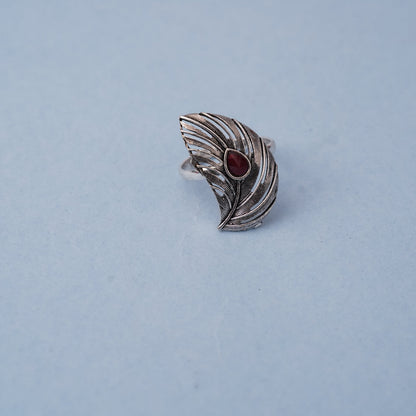 Ruchi – Oxidised Brass Stone-Studded Ring (Red)