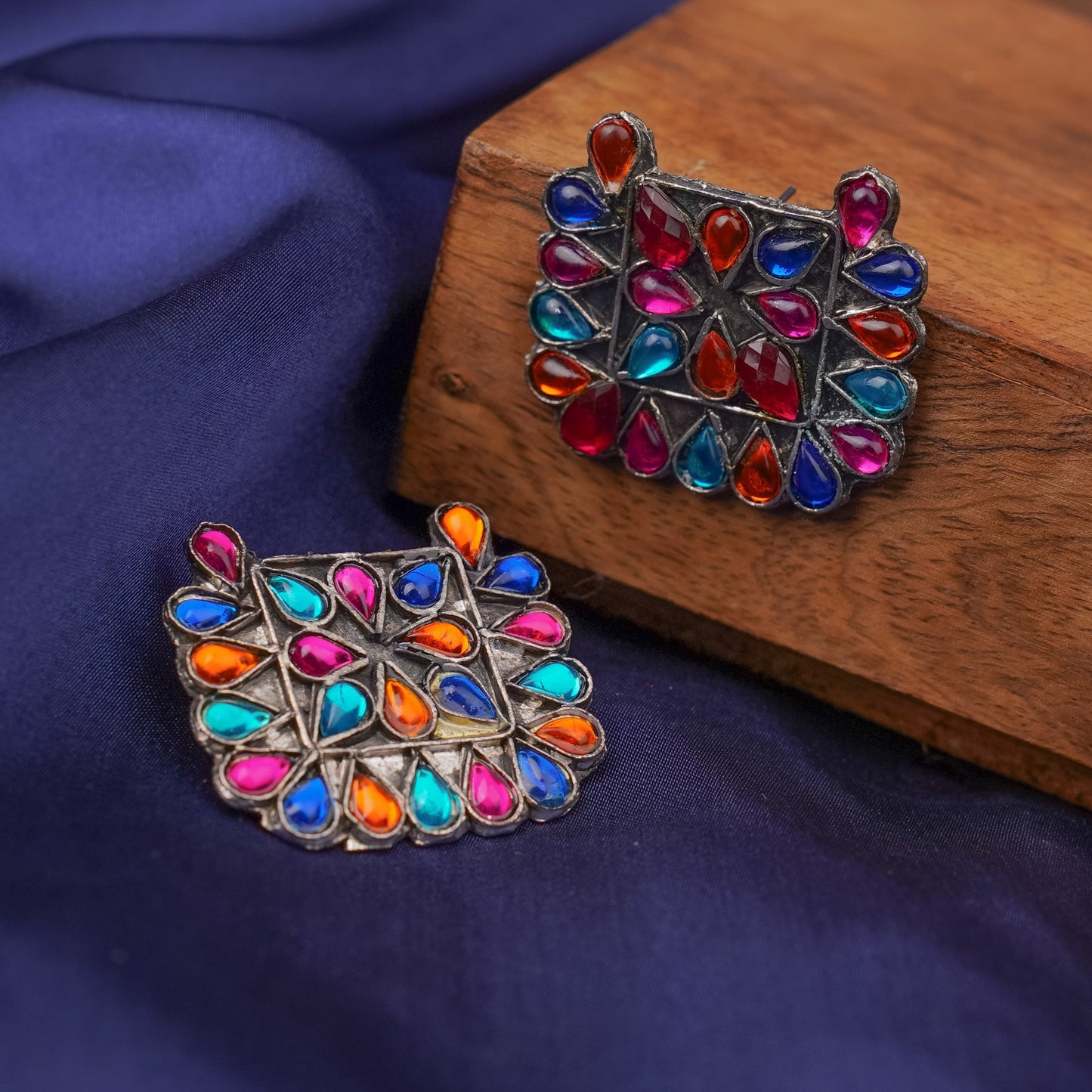 RangTarang- Silver Brass Oxidised Stone-Studded stud earrings